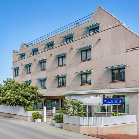 Aviano Palace Hotel מראה חיצוני תמונה
