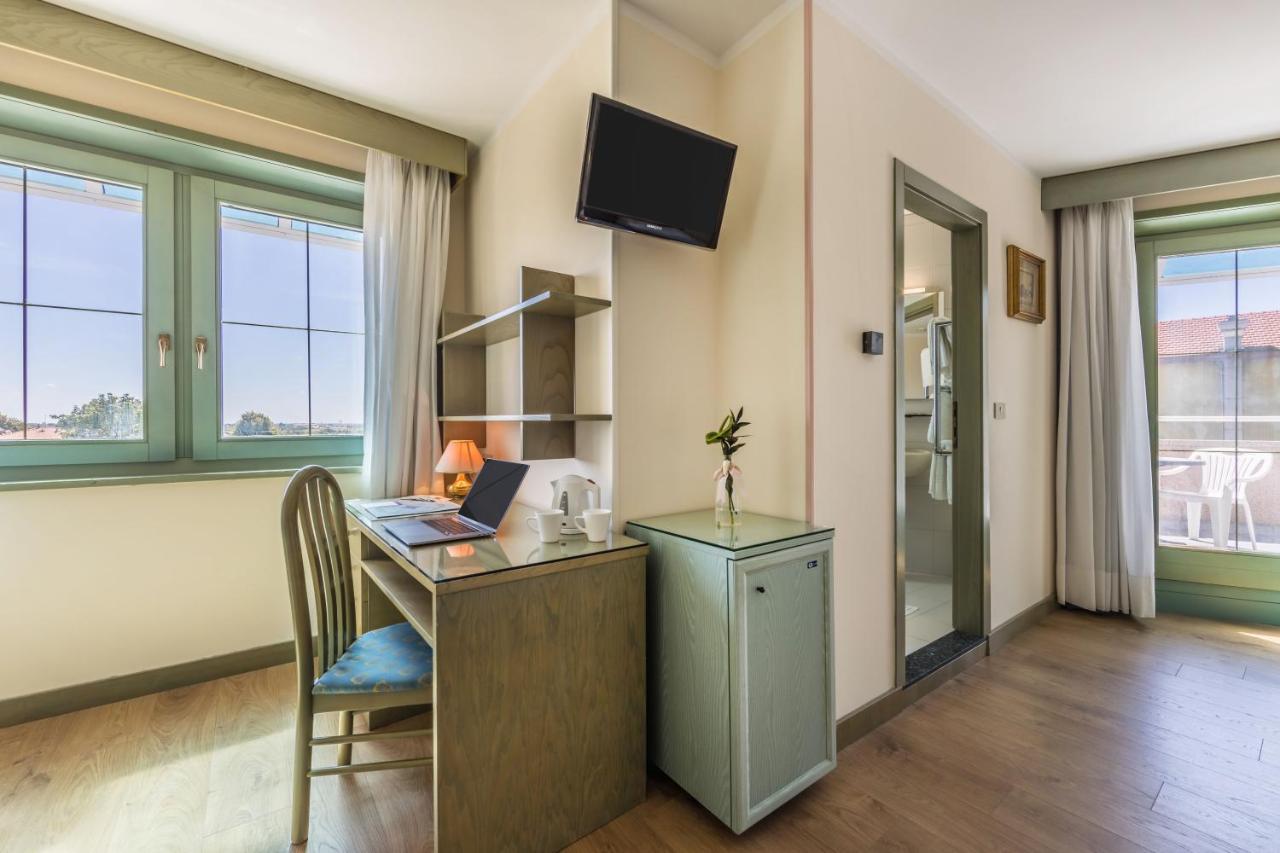 Aviano Palace Hotel מראה חיצוני תמונה