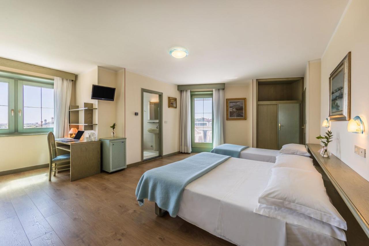 Aviano Palace Hotel מראה חיצוני תמונה