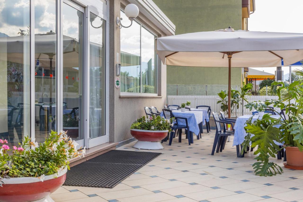 Aviano Palace Hotel מראה חיצוני תמונה