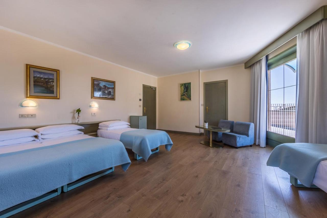 Aviano Palace Hotel מראה חיצוני תמונה