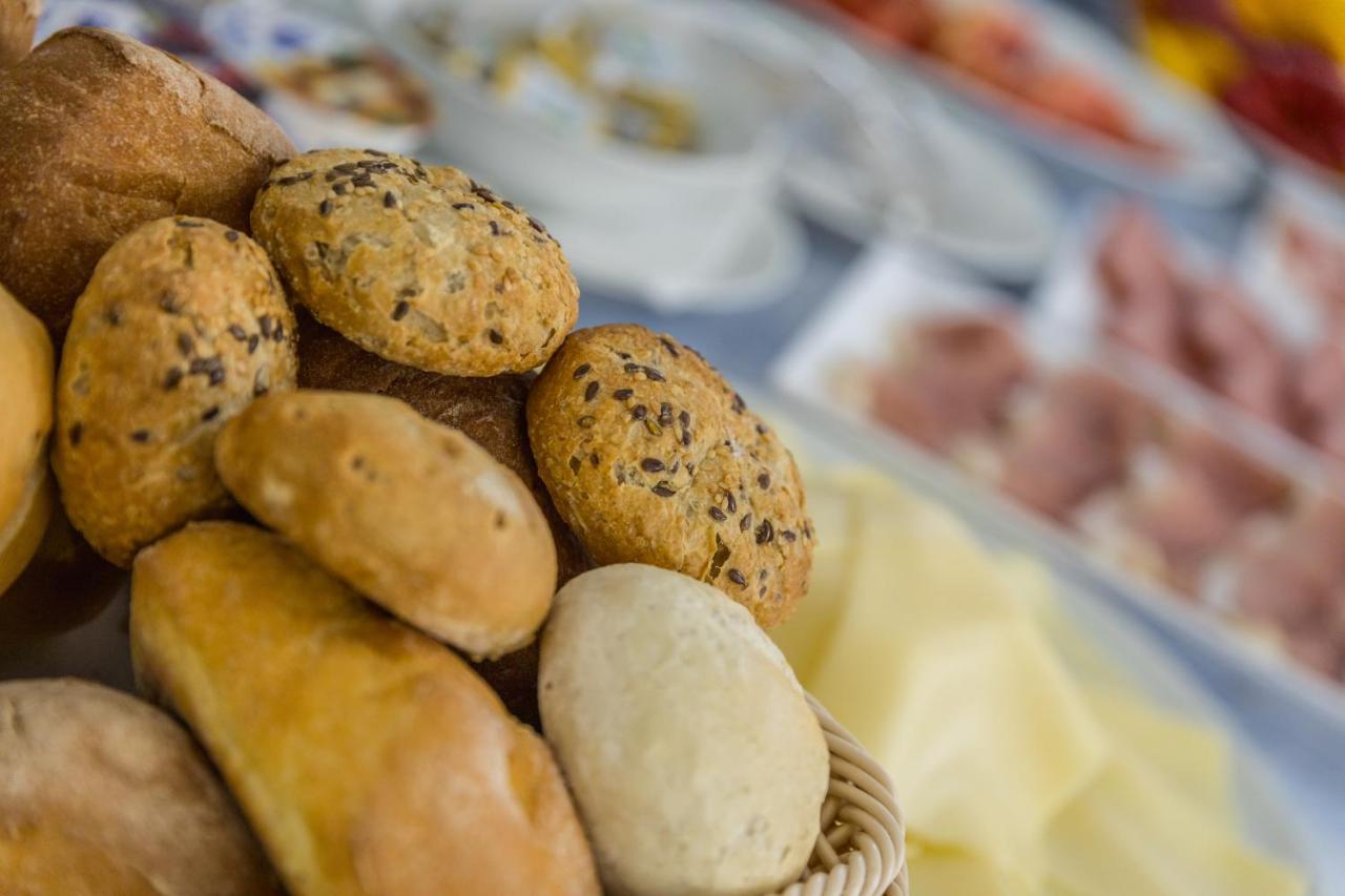 Aviano Palace Hotel מראה חיצוני תמונה
