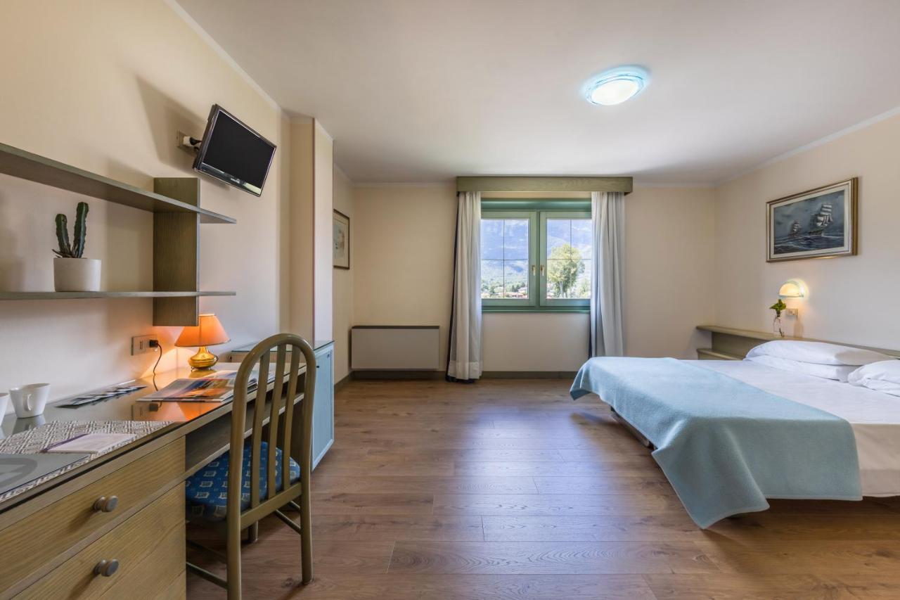 Aviano Palace Hotel מראה חיצוני תמונה
