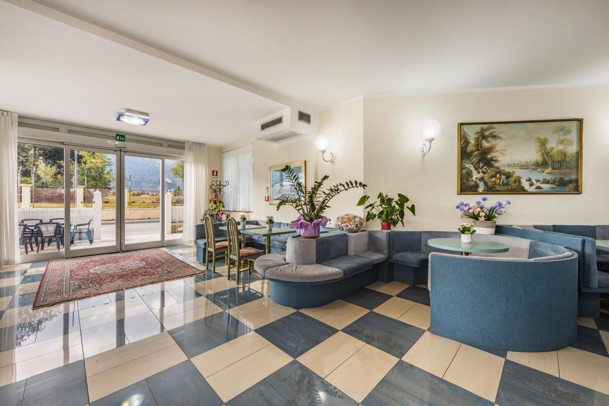 Aviano Palace Hotel מראה חיצוני תמונה