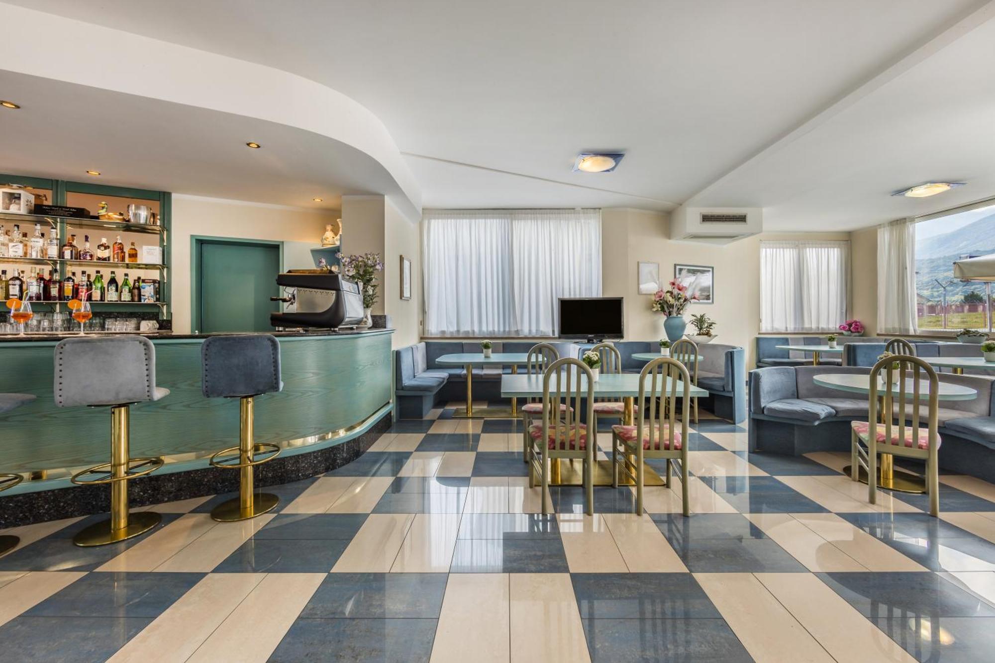 Aviano Palace Hotel מראה חיצוני תמונה